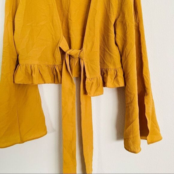 Seek mustard Yellow Flared Sleeve Tie Top Blouse Size Small - Picture 3 of 7